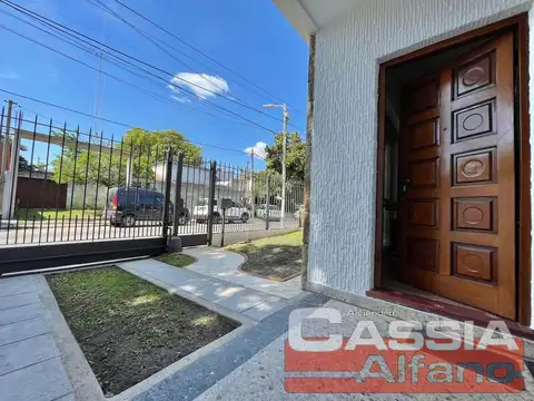 JULIAN AGUIRRE al 700