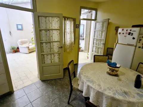 Depto Tipo Casa en Venta 60 años