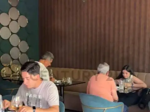 Godoy Cruz 2300, Piso 0