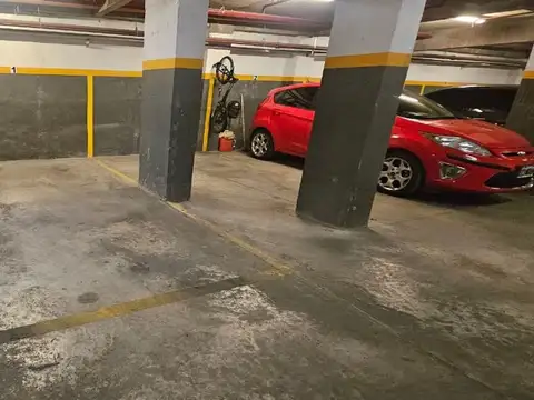 COCHERA CUBIERTA. OPORTUNIDAD