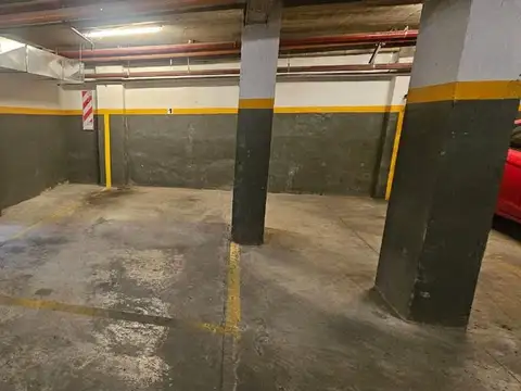 COCHERA CUBIERTA. OPORTUNIDAD