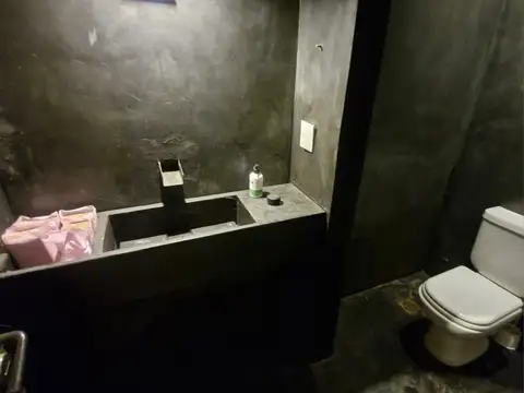 Local en Alquiler Via Púb.