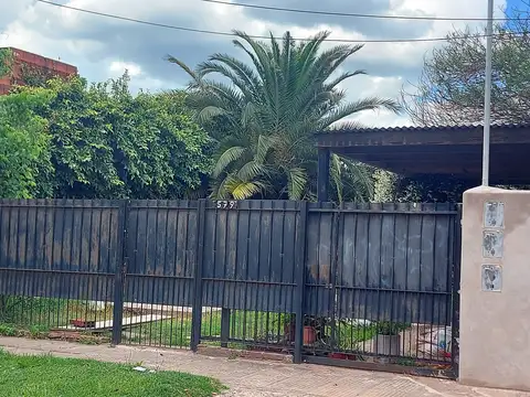 Departamento tipo casa en alquiler en Castelar