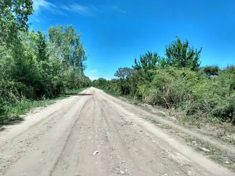 Acceso A Playa Municipal Y Rio