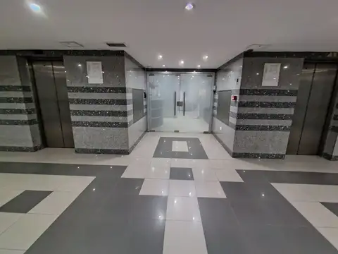 Oficina en Venta con 1 cochera