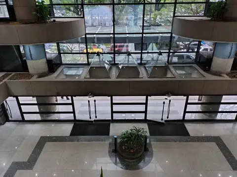 Oficina Monoambiente con 2 baños