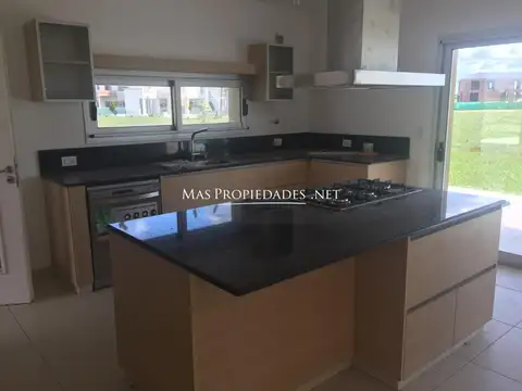 Casa en Venta en La Providencia Resort & Country Club, USD 443.000