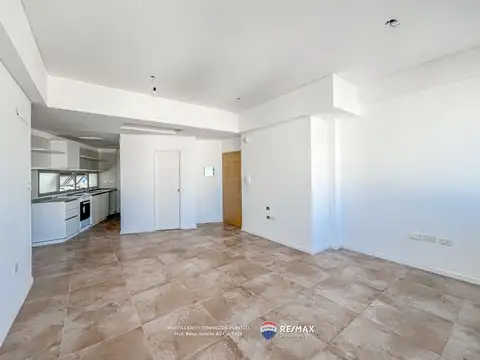 DEPARTAMENTO EN VENTA CON COCHERA  EN LA PLATA