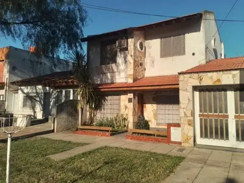 Casa - Venta - Argentina, La Matanza - Rivera Indarte 700