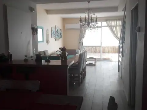 J Mármol 900 Almagro PH PB 4amb c/coch U$245.000