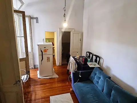 Depto Tipo Casa en Venta 76 años