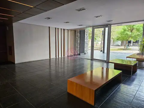 Oficina en alquiler en Agora 2 Complejo 46 Plaza 100