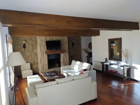 Departamento en Alquiler de 3 ambientes