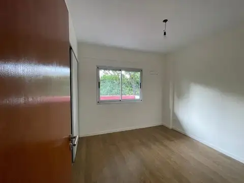 Departamento alquiler,  dos dormitorios con balcon