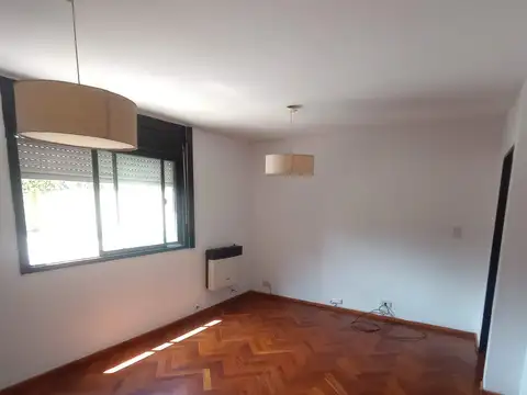 Departamento en Alquiler en Republica De La Sexta, $ 585.000