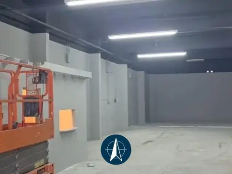 Galpon en Alquiler 8  mts Frente