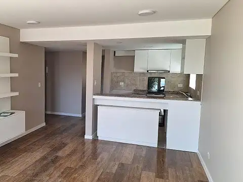 Departamento en venta, tres ambientes ubicado en zona céntrica de Bariloche.