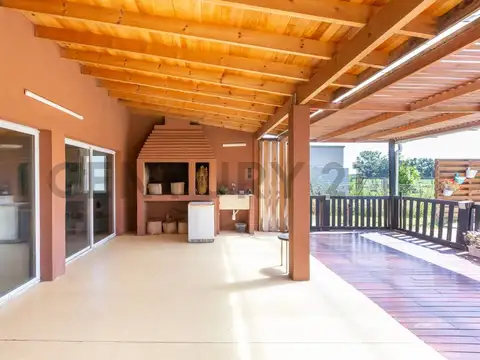 ALQUILER CASA 6 AMBIENTES - BARRIO PRIVADO MATISSE - ACEPTA PERMUTA MENOR VALOR