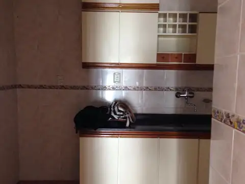 Helguera 2800, Piso 1