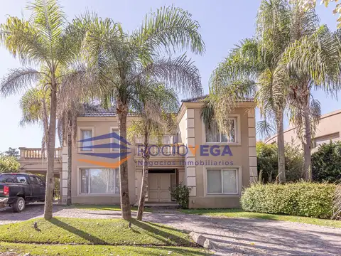 Casa en venta en Club de Campo San Patricio