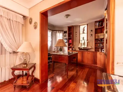 Casa 5 ambientes con 3 baños