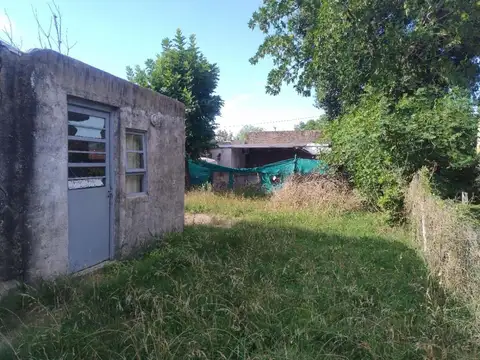 Sarmiento e/ Gerardo Gomez y Guildo Lucotti