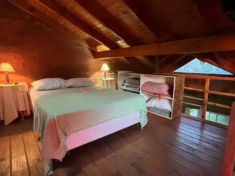 Casa 6 ambientes con 2 baños