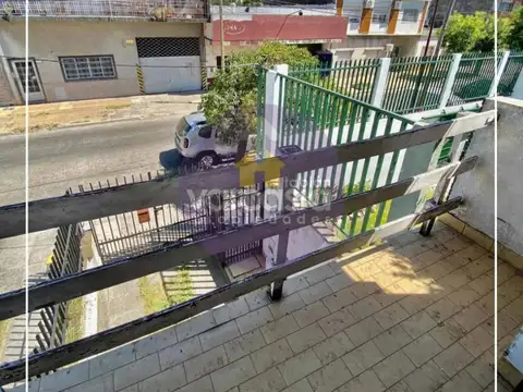 Depto Tipo Casa en Venta 35 años