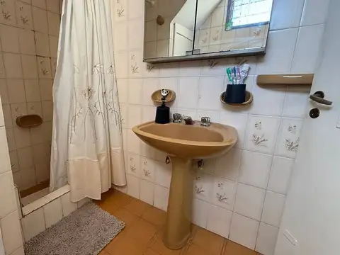 Depto Tipo Casa en Venta 40 años