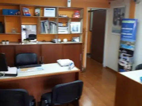 Local en Venta 40 años