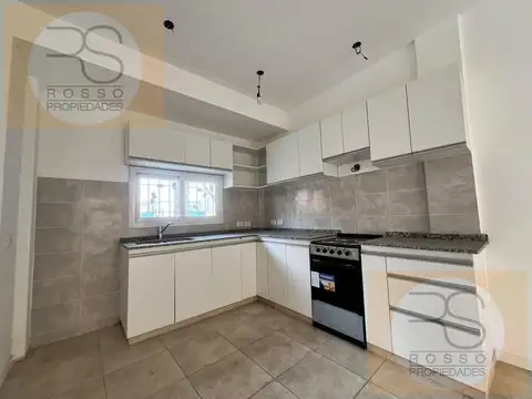 Depto Tipo Casa en Venta con 2 cocheras