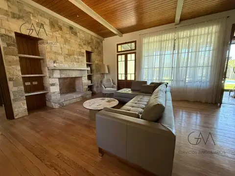 Avenida Jorge Newbery al 4500