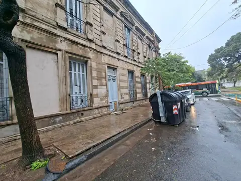 Espectacular esquina en Alquiler Hotel 25 habitaciones