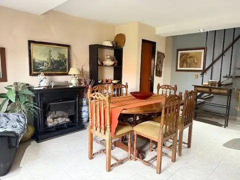 Depto Tipo Casa 4 ambientes con 1 baño