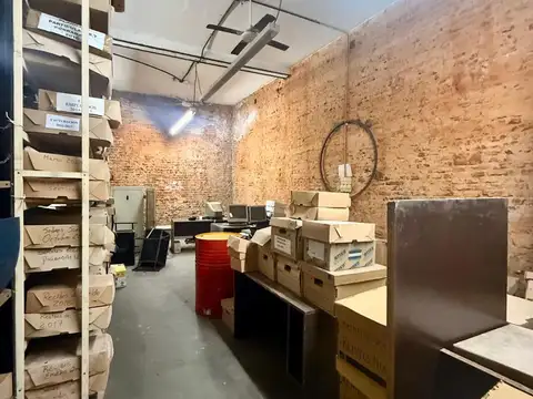 LOCAL COMERCIAL EN VENTA EN MONSERRAT GRAN SOTANO