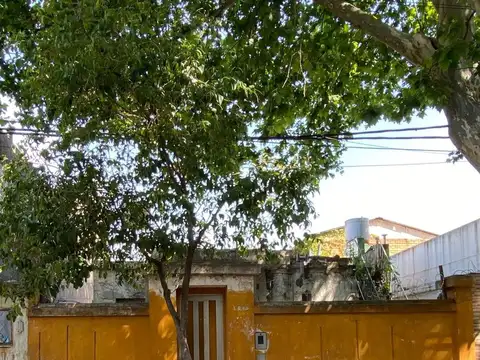 CASA A REFACCIONAR EN VENTA ARROYITO