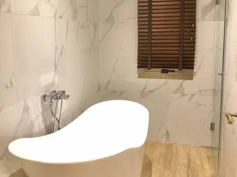 Casa en Venta al Este